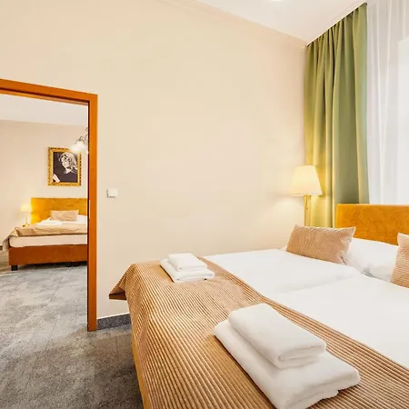 Hotel Reverie - Dependance, Check-in At Metropolitan Star 3*