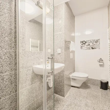 Reverie - Dependance, Check-in At Metropolitan Star Hotel 3*