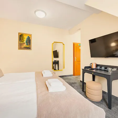 Reverie - Dependance, Check-in At Metropolitan Star 3* Bratislava