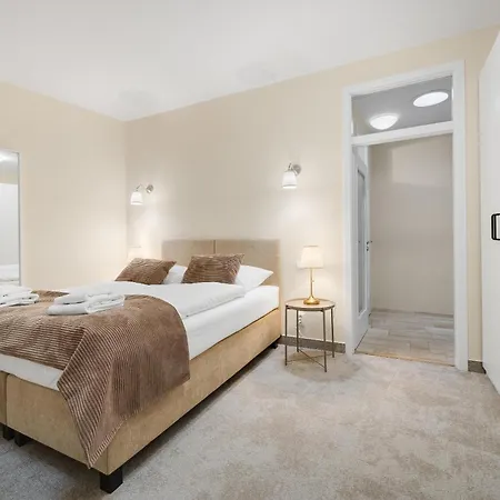 Reverie - Dependance, Check-in At Metropolitan Star מלון ברטיסלאבה