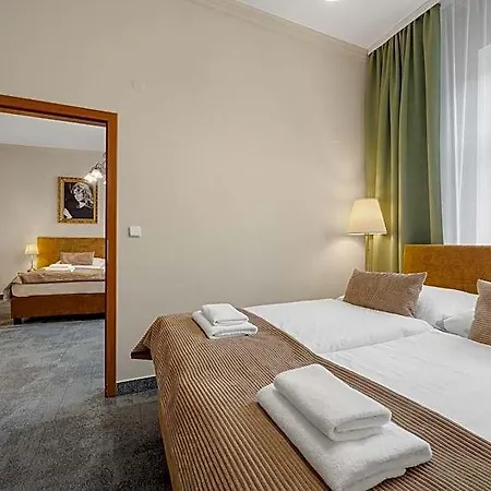 Reverie - Dependance, Check-in At Metropolitan Star 3* Bratislava