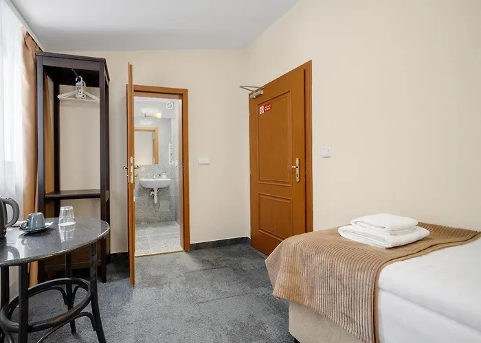 Reverie - Dependance, Check-in At Metropolitan Star Hotel Bratislava