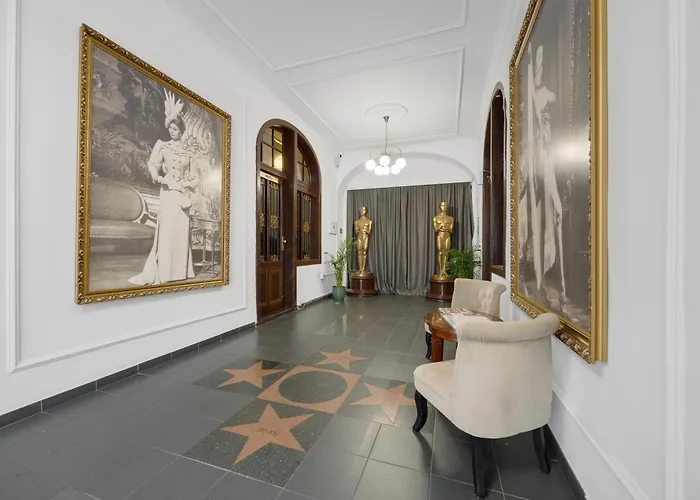 Reverie - Dependance, Check-in At Metropolitan Star Bratislava