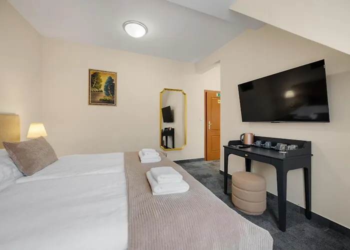 Reverie - Dependance, Check-in At Metropolitan Star فندق