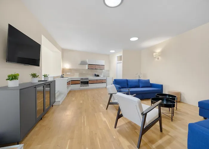 Reverie - Dependance, Check-in At Metropolitan Star 3* براتسيلافا