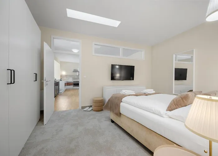 Reverie - Dependance, Check-in At Metropolitan Star فندق