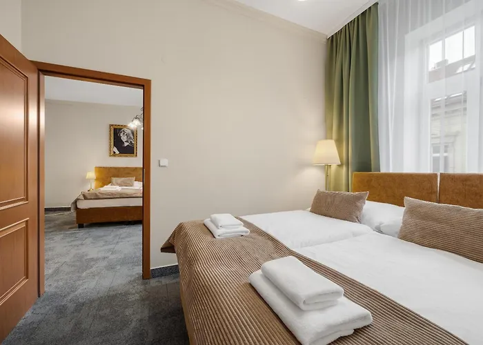 فندق Reverie - Dependance, Check-in At Metropolitan Star