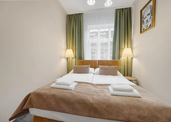 Reverie - Dependance, Check-in At Metropolitan Star براتسيلافا