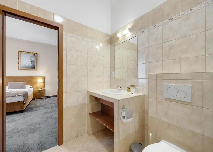 Reverie - Dependance, Check-in At Metropolitan Star فندق براتسيلافا